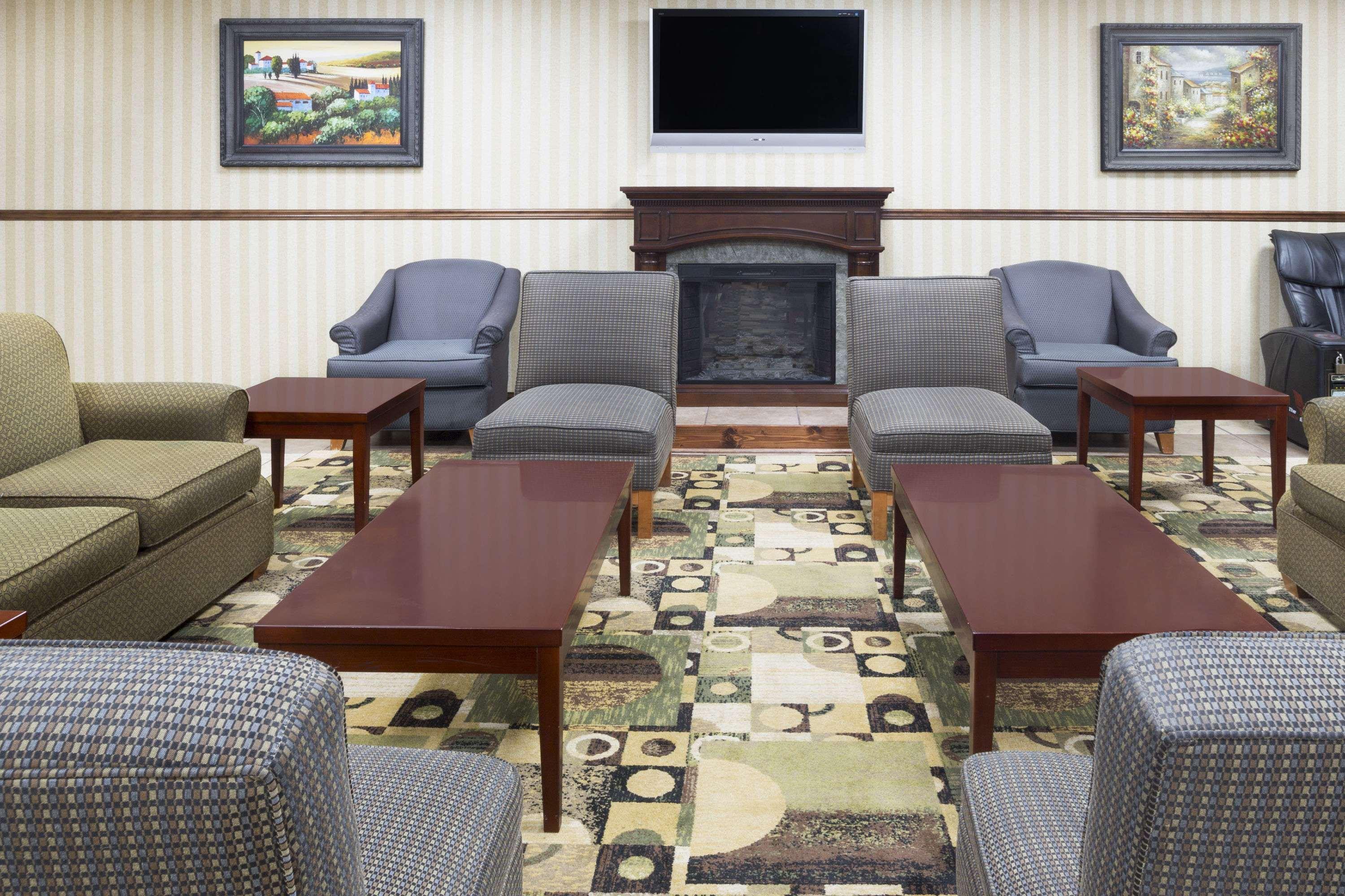 Days Inn By Wyndham Columbus-North Fort Moore Kültér fotó