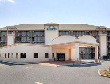 Days Inn By Wyndham Columbus-North Fort Moore Kültér fotó