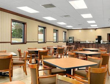 Days Inn By Wyndham Columbus-North Fort Moore Kültér fotó